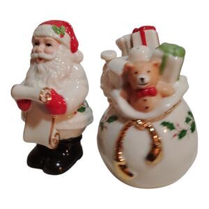 Lenox Holiday Santa W/List 4" Salt/PepperShaker Set